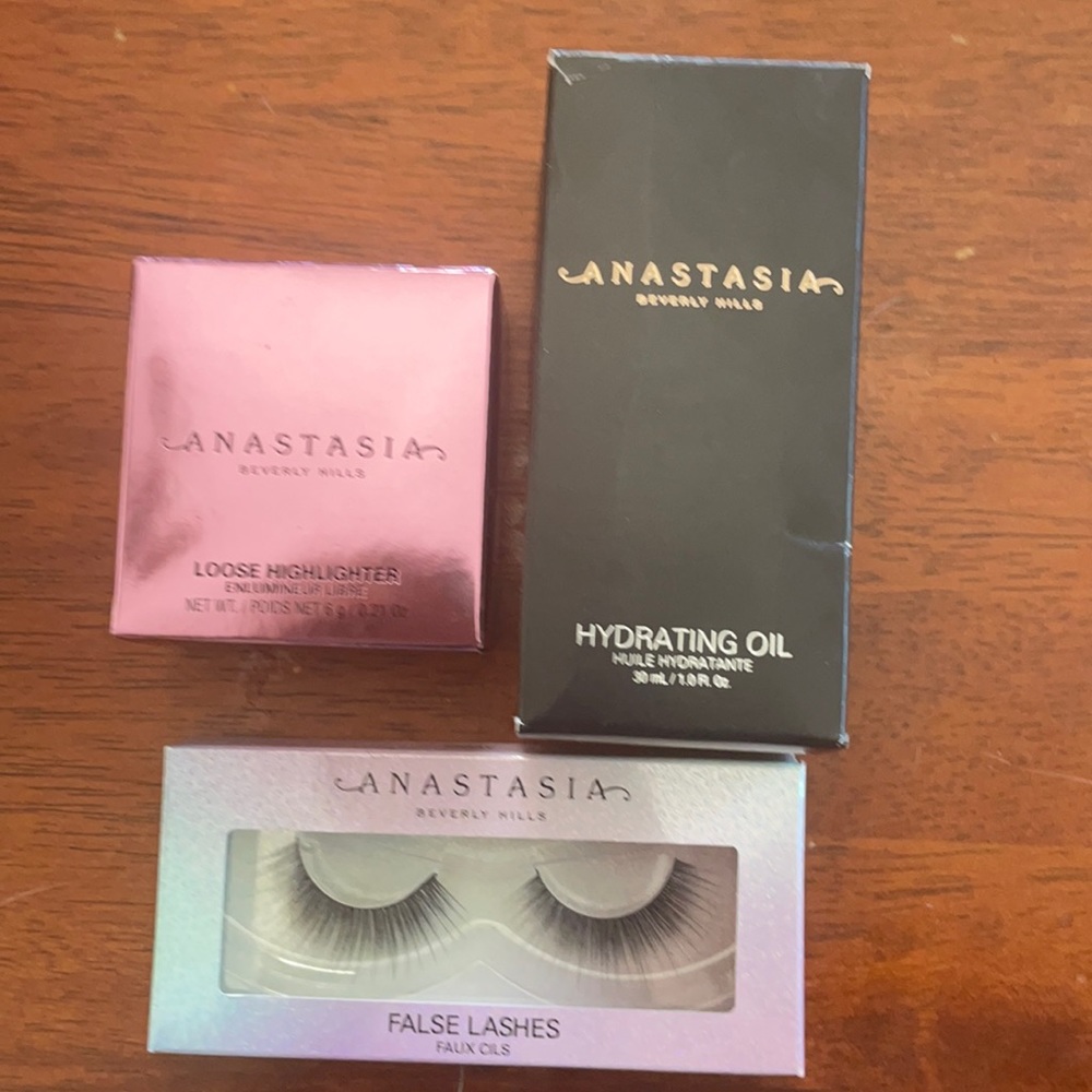 Anastasia Beverly Hillls Highlighter, Hydrating Oil & False Lashes set